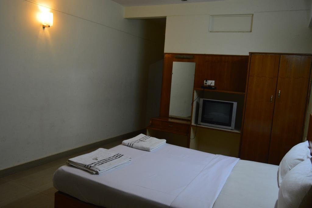 Qik Stay @ S.K. Continental Mysore Eksteriør bilde