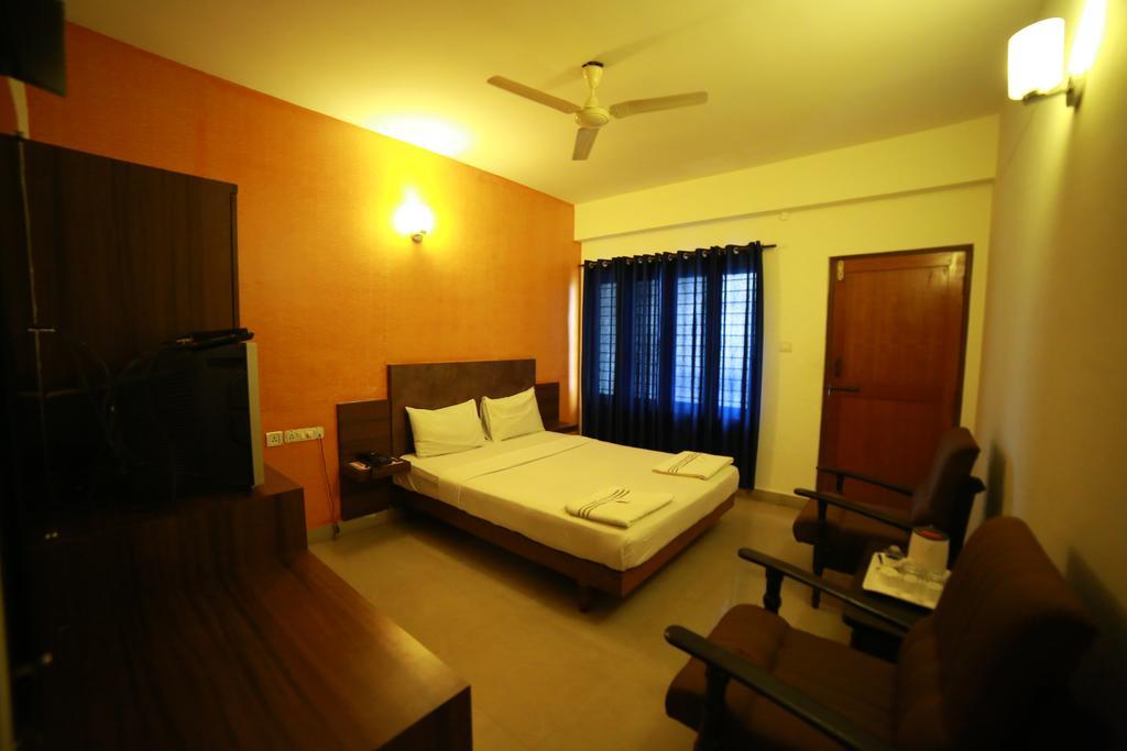 Qik Stay @ S.K. Continental Mysore Eksteriør bilde