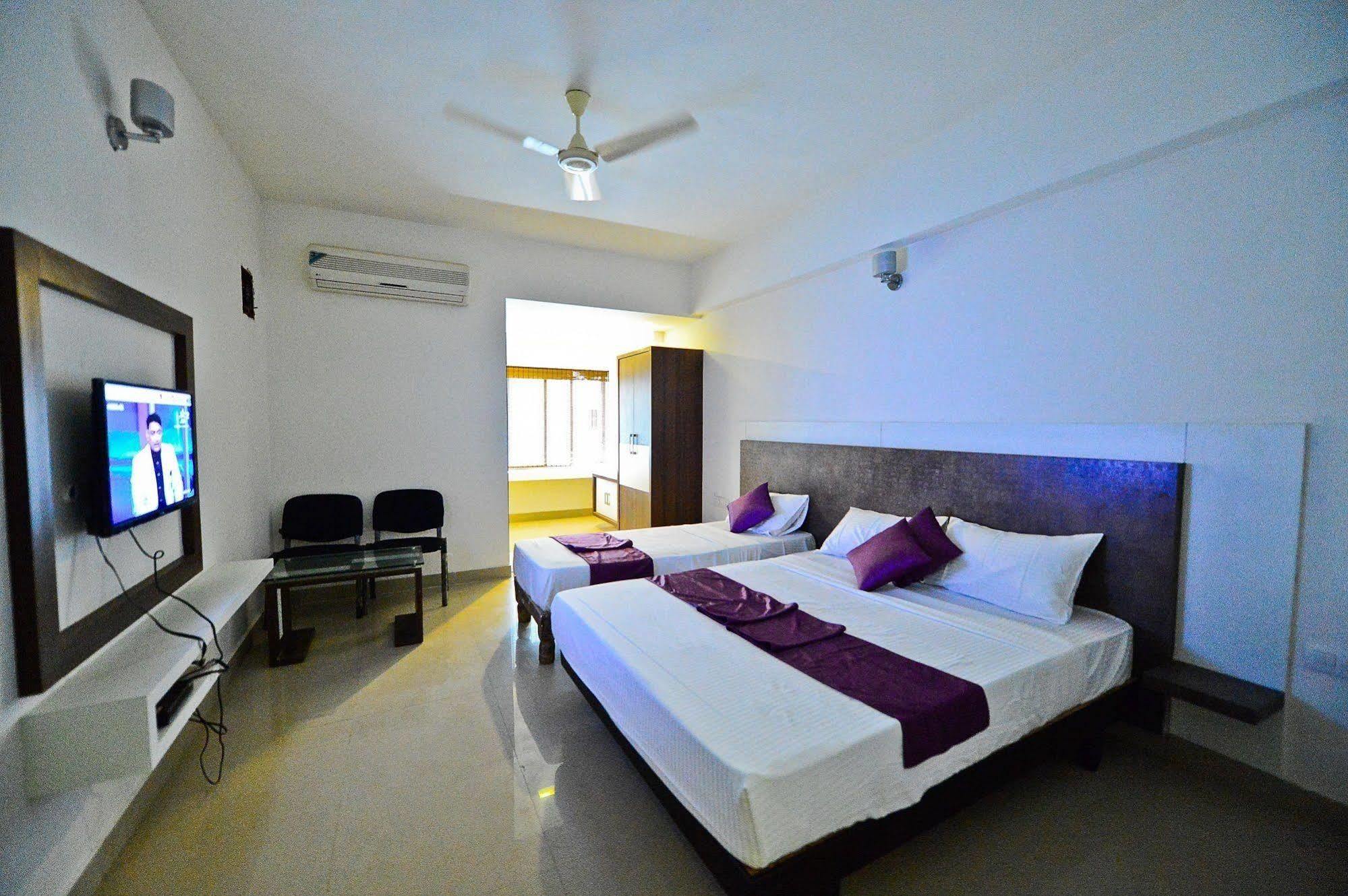 Qik Stay @ S.K. Continental Mysore Eksteriør bilde